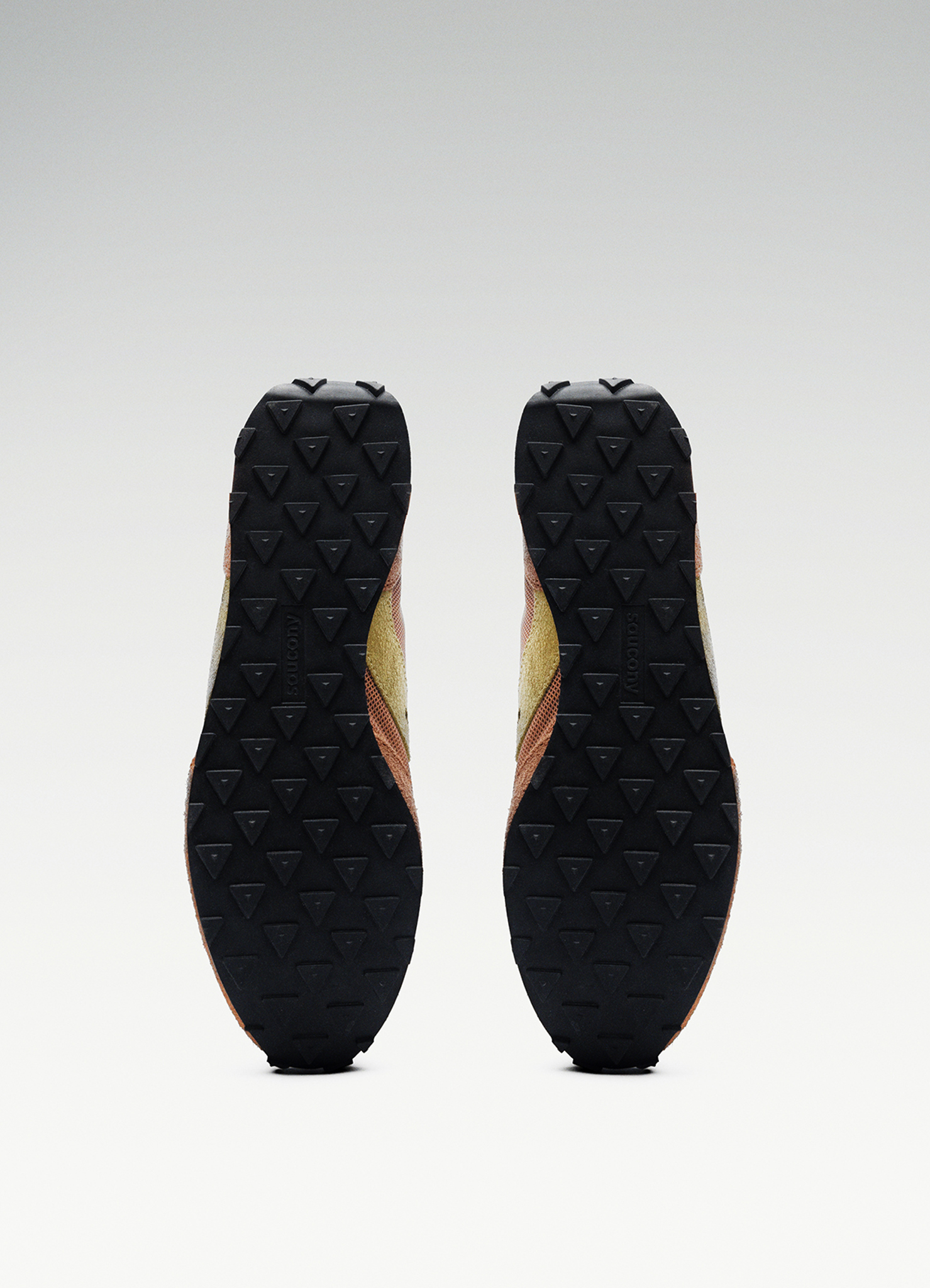 S70916-4_GRIPPER S_ADOBE_05.jpg