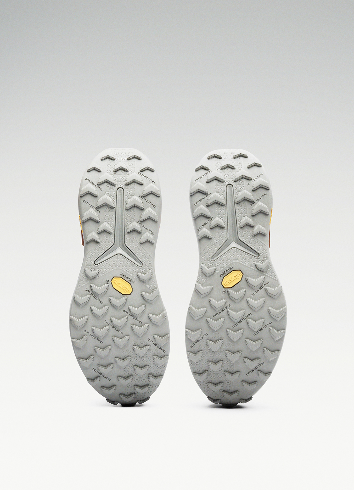 S70915-2_GRID X ULTRA S_ADOBE_MOSS_05.jpg