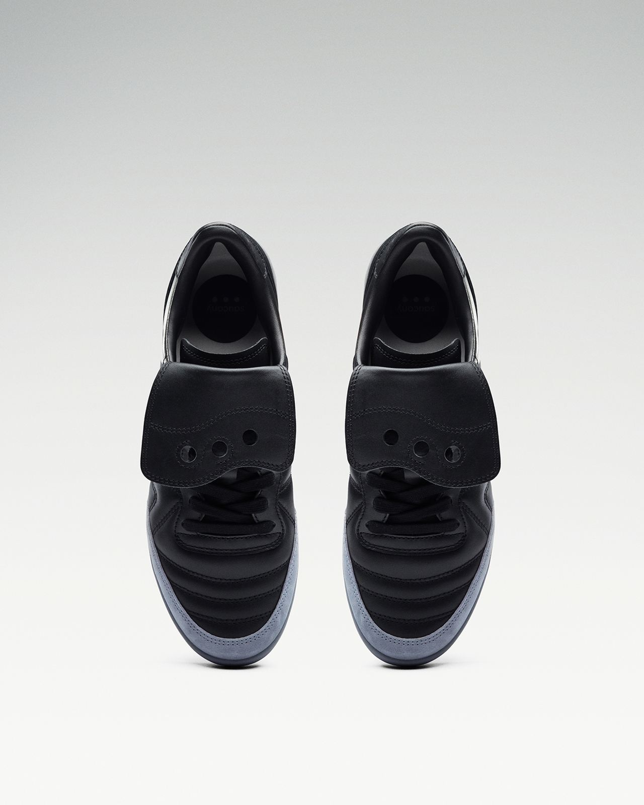 S70914-1_586i S_BLACK_FLINT_04.jpg