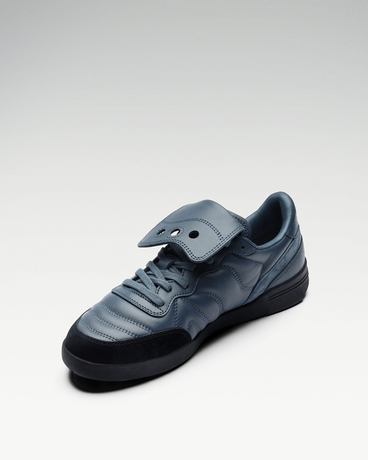 S70914-2_586i S_NAVY_BLACK_03.jpg