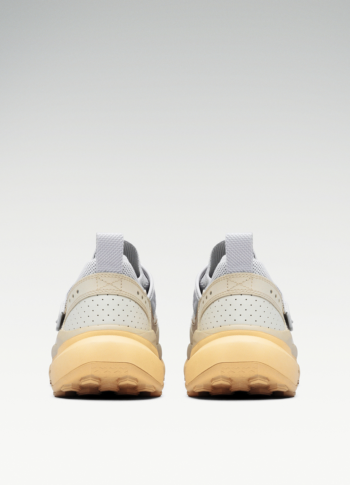 S70915-3_GRID X ULTRA S_CLOUD_WHEAT_06.jpg