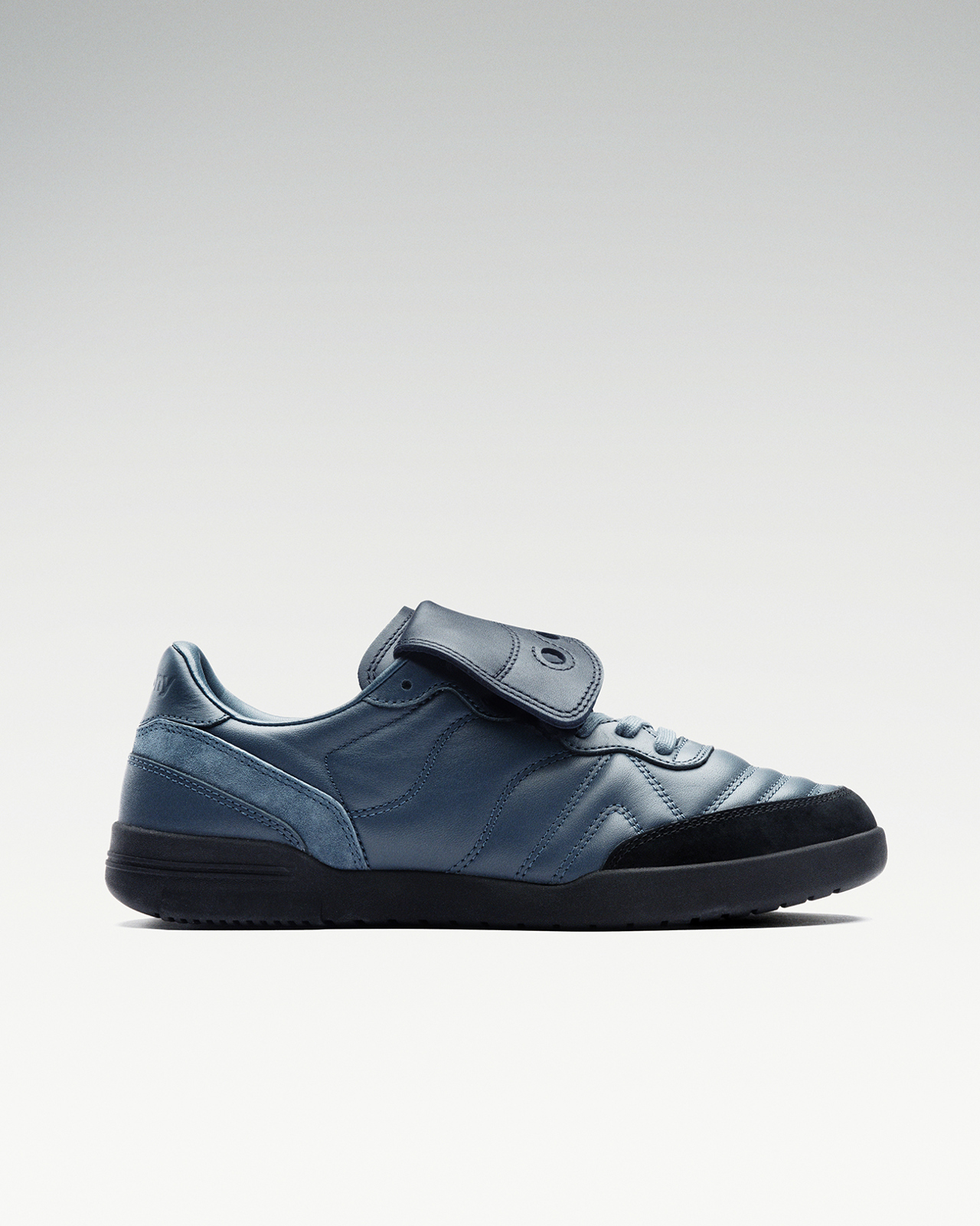 S70914-2_586i S_NAVY_BLACK_01.jpg